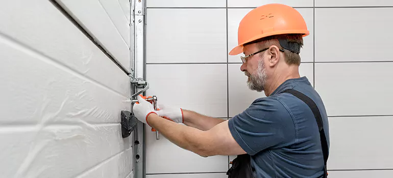 Commercial Garage Door Repair in Holiday, FL