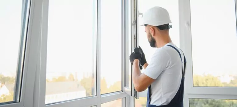 Custom Lever Windows Installation in Holiday, FL